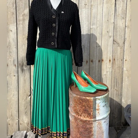 Vintage Chaus Green Pleated Skirt Sz 10 - Picture 1 of 7